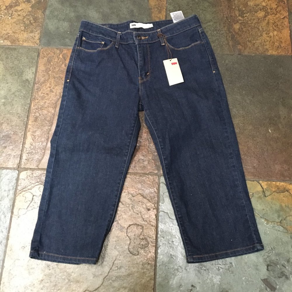 LEVI'S 10 x 19.5"  Dark Stretch Denim Crop Jeans